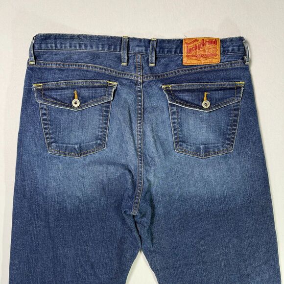 Lucky Brand Dungarees Jeans, Sz 36, Med Wash Distressed, Back Flap Pocket 2/$25 - Picture 5 of 16